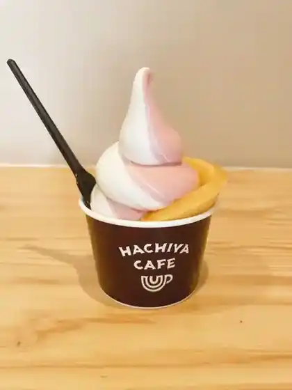 Hachi-ya Cafe