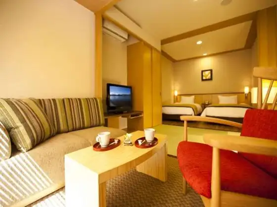 Okunikko Mori no Hotel