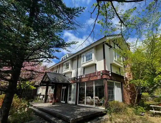 Nikko no Shikikanaderuyado Mori no Uta