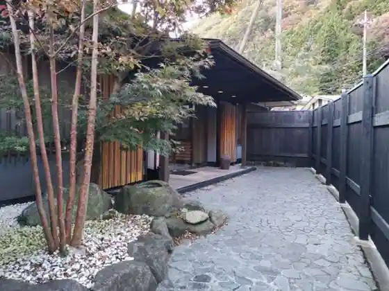 Sakahijiri Nikko
