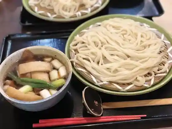 Fuji E Mon Oyamaeki Biru