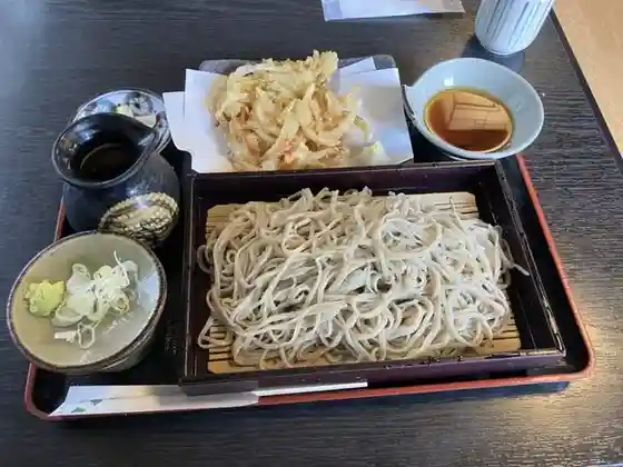 Tomonari Sobadokoro Nobuo-an