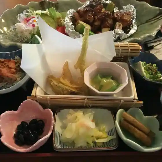富士・居食処