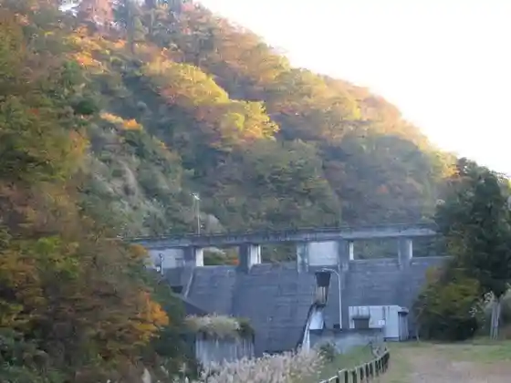 Shirokawa Damu Park