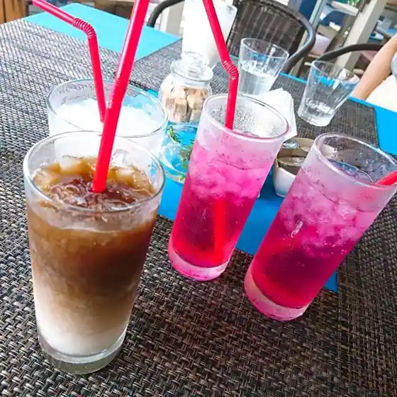 Rekkusu Cafe