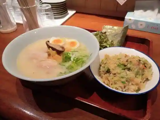 Kamiyama No Ramen Izakaya Dochiraika