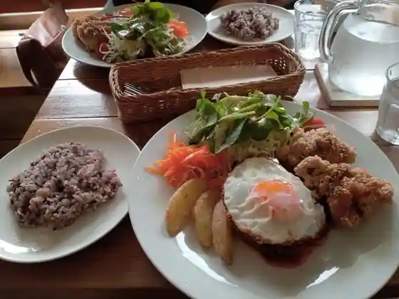 Yuitto Cafe