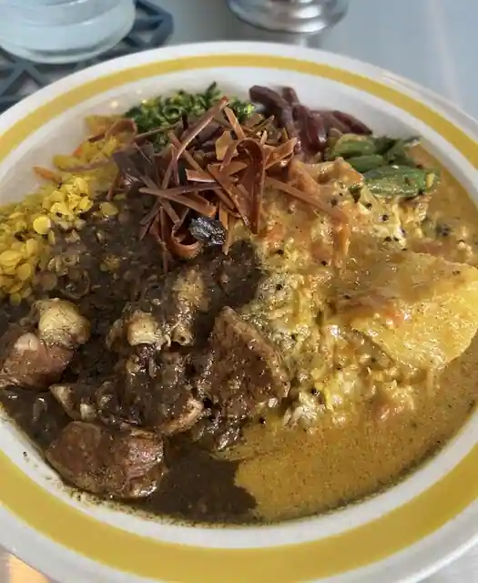 Shiro Kusa Sha