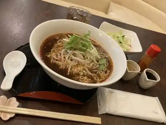 うたカフェ HoneyBee