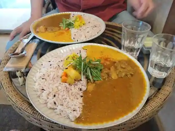 無国籍料理 晩蝉
