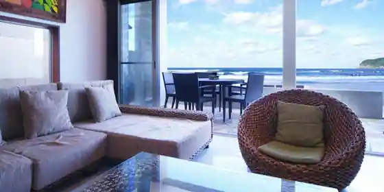 INDIGO HOUSE DS1