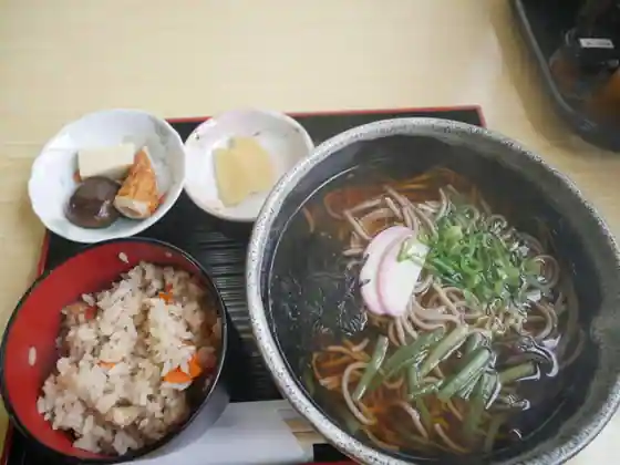 お食事処ホームランド多里