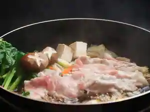 Hut Shirakaba