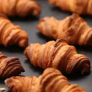 Pateisuri & Buranjieri Cinq