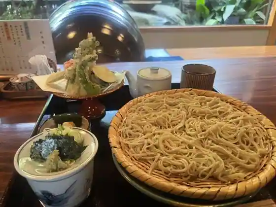 御手打ちそば やま本
