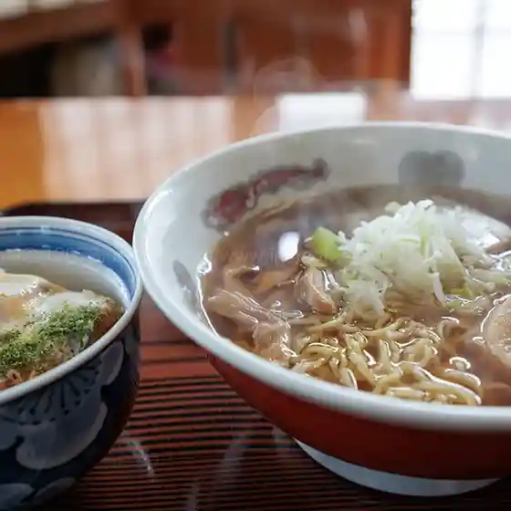 食事処 味美