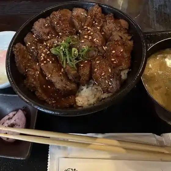 炭火ダイニング アペコロ