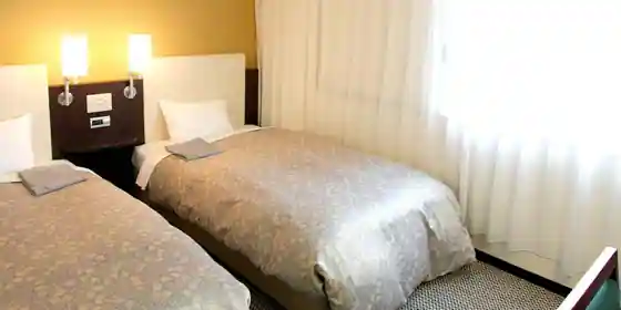 Takaoka Manten Hotel Ekimae (Manten Hotel Gurupu)