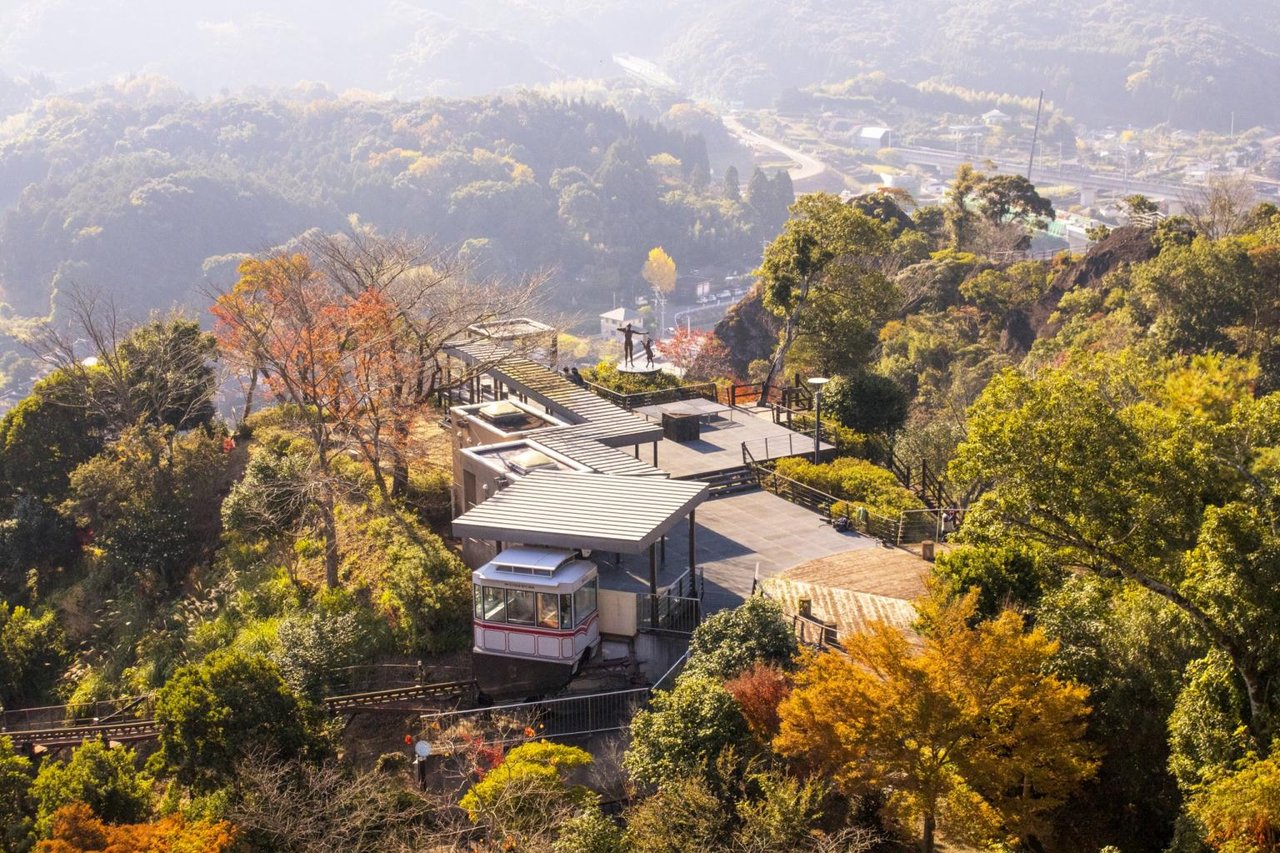 Maizuru Shiro Koen Tembo Tokoro