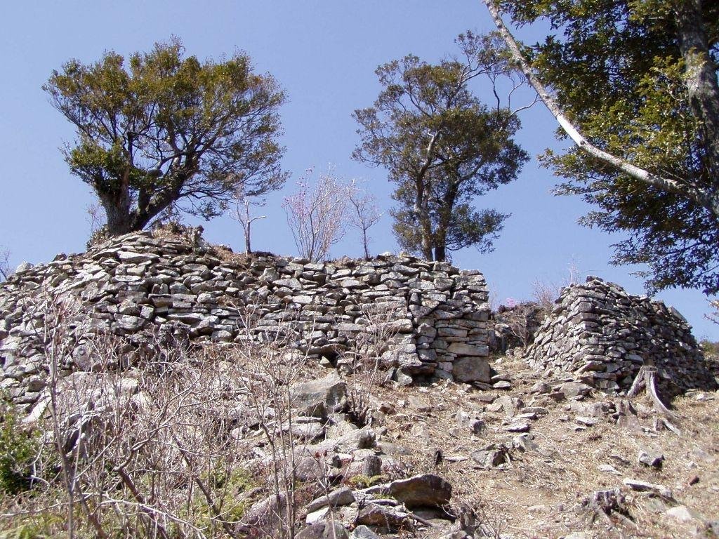 Shimizuyama Castle Ruins