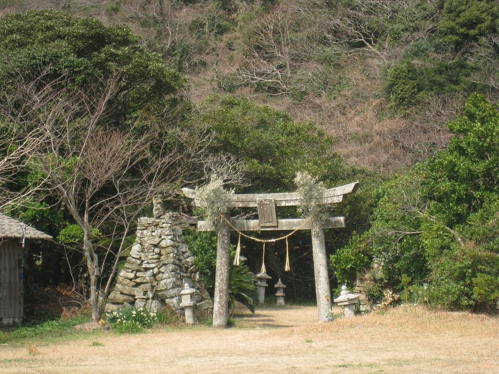 Amatsukami Takuzutama Shrine