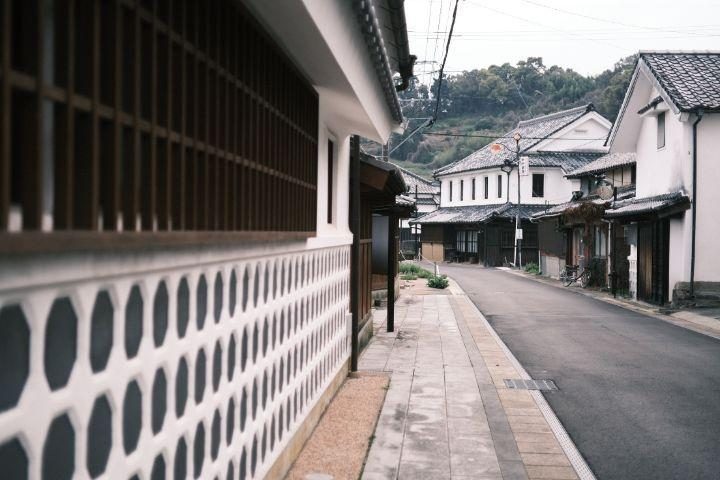 Matsuai White-Walled Storehouse District