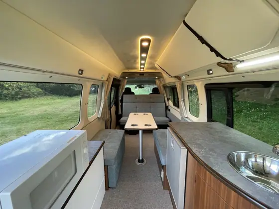 Tommy Up Camping Car Rental
