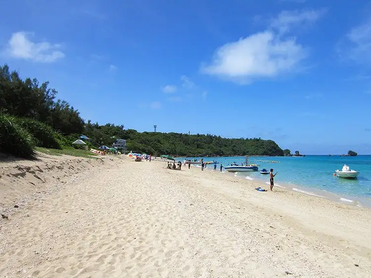 Tumai Beach (Tsuken Beach)