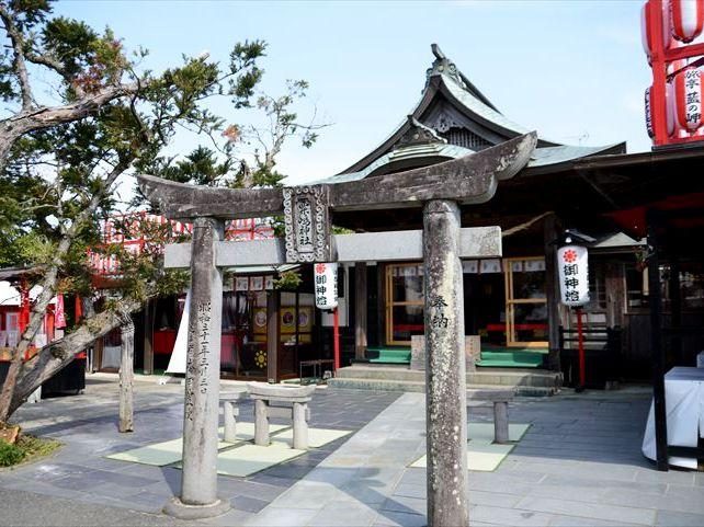 Awashima Shrine