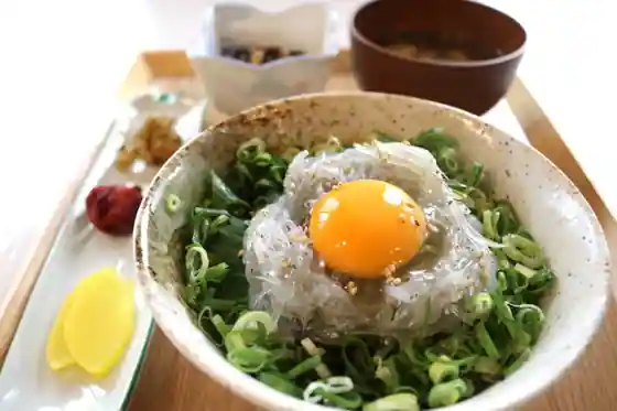 湯浅キッチン