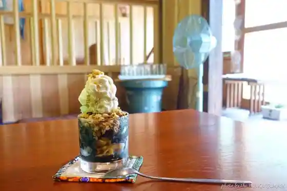 里山カフェ山花
