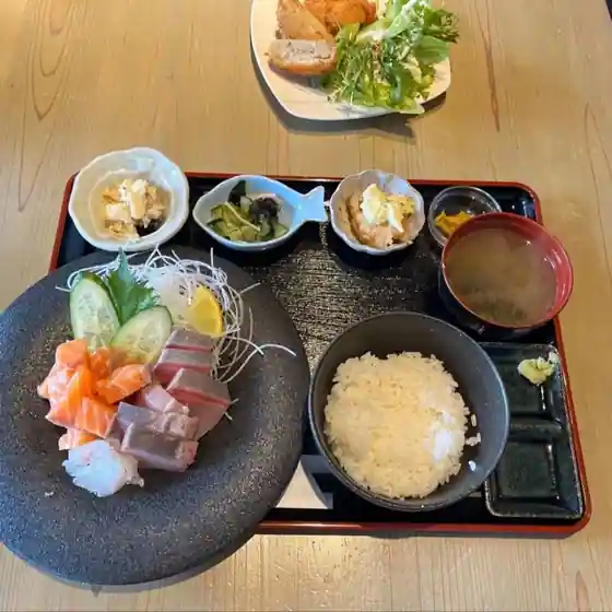 すてぶすとん アメリカ村食堂