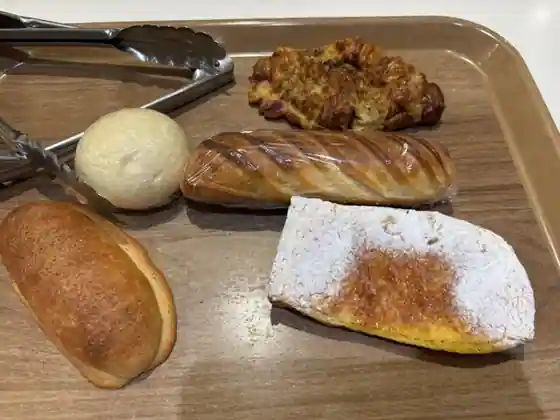 Tettei Bakery Ando Cafe
