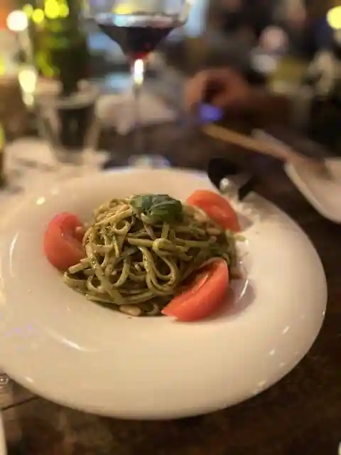 BLUE BAR & RESTAURANT