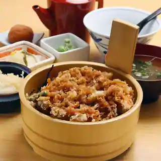 Yoshi Taira