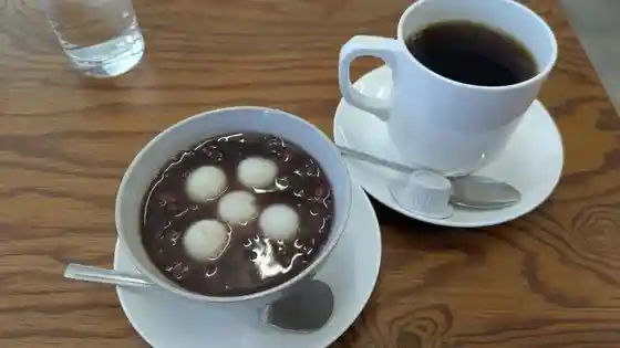 はうすぢゃや