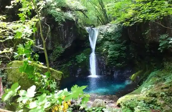 Oshiraji Falls