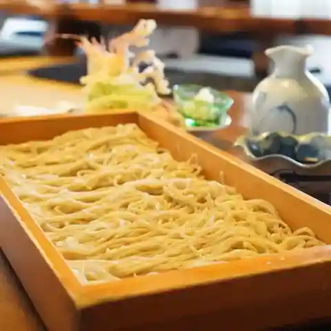 Momenhana