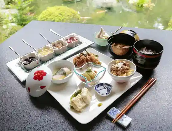Kaku Hayashi Bo