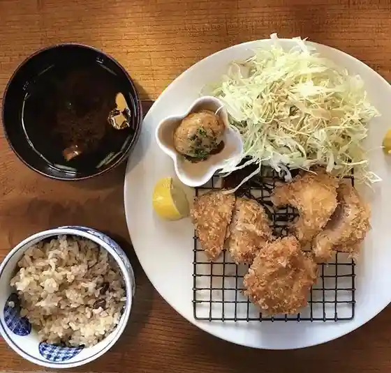 Koshu Naoji Akira