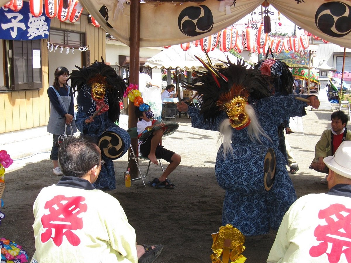 Nichome Lion Dance