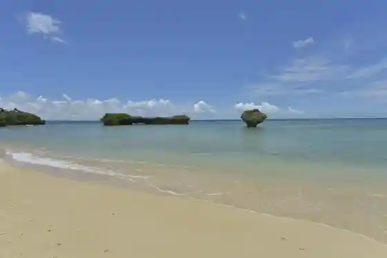 Toguchi Beach Tomari Castle Park