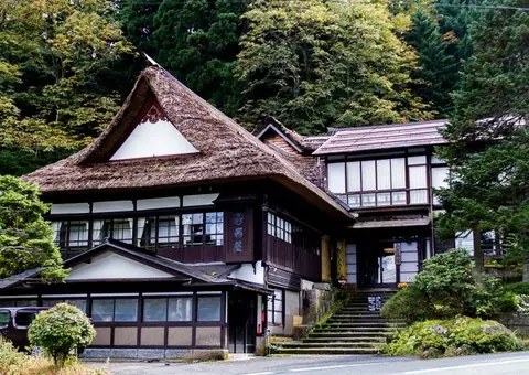 Shirabu hot springs