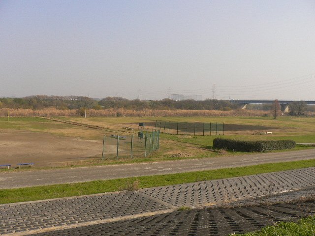 Azcom Momotaro Bin Yoshikawa Park