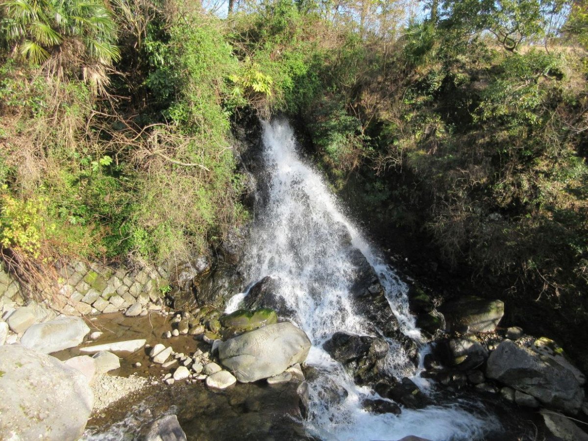 Daruma Falls