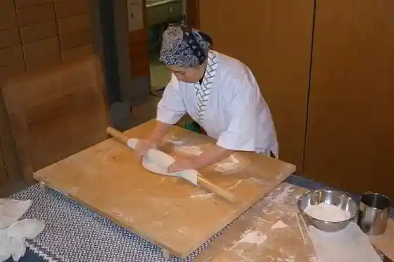 Chokai Yama no Fumoto De Taiken Suruomoshiro Shizenjuku Soba Uchitaiken
