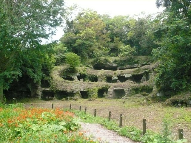 Mandara-do Yagura Group