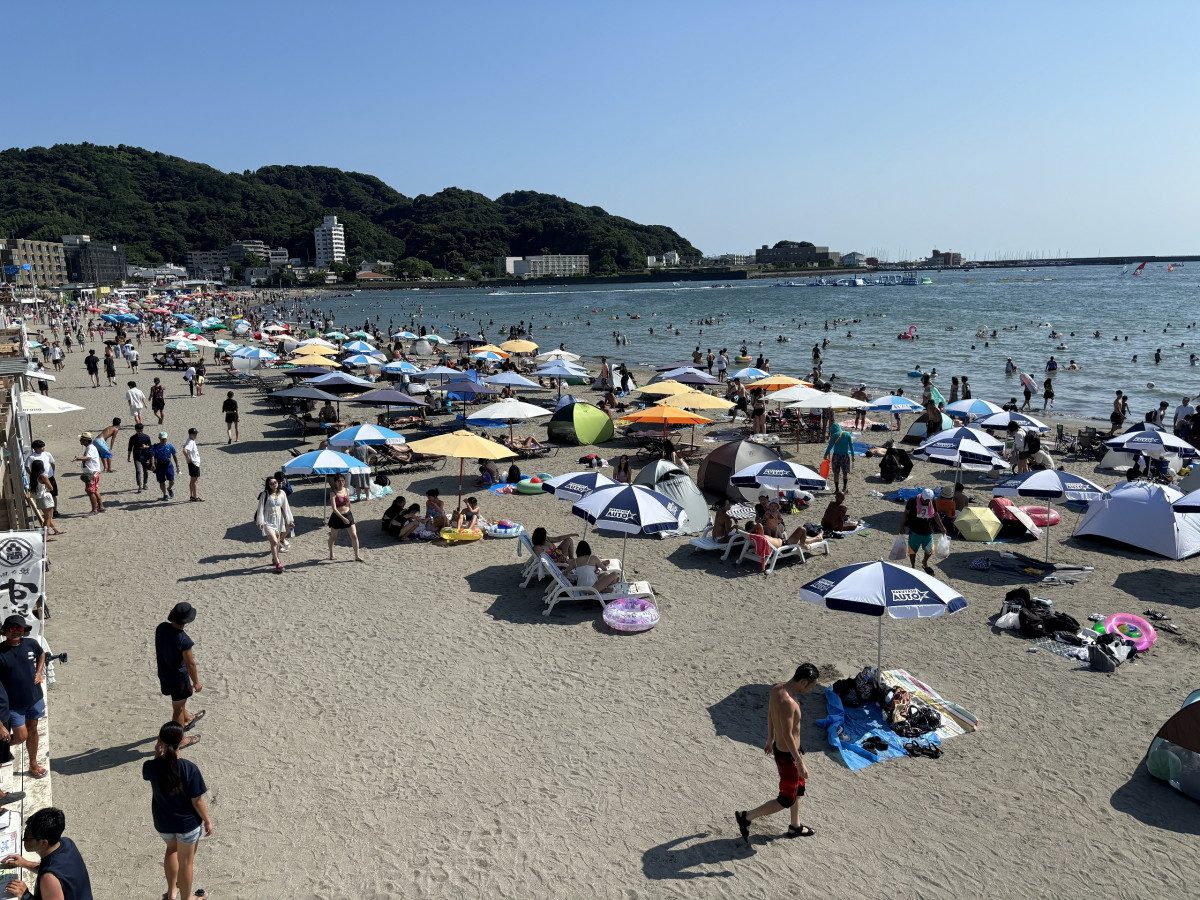 Zushi Beach